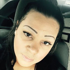 Meet your Posher, Liz